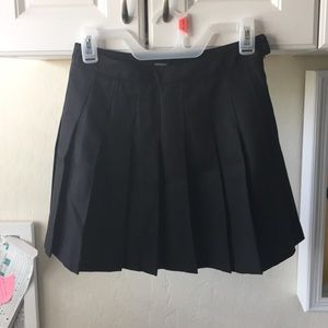Forever 21 Pleated Skirt Size Small